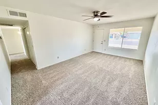 458 W Highland St, Chandler, AZ 85225 - Photo 4