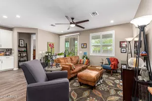 18653 W Mescal St, Surprise, AZ 85388 - Photo 8