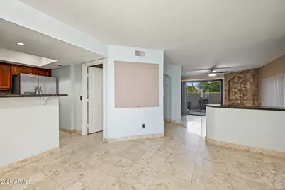 3235 E Camelback Road #124, Phoenix, AZ 85018 - Photo 10