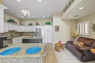 8806 E Sandtrap Ct, Gold Canyon, AZ 85118 - Photo 12