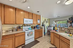 8540 N 63rd Ln, Glendale, AZ 85302 - Photo 16