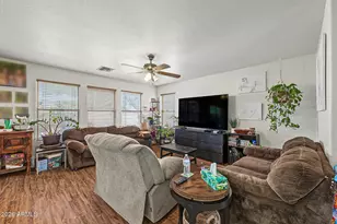 8540 N 63rd Ln, Glendale, AZ 85302 - Photo 10