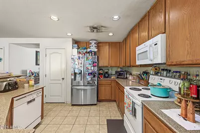 8540 N 63rd Lane, Glendale, AZ 85302 - Photo 14