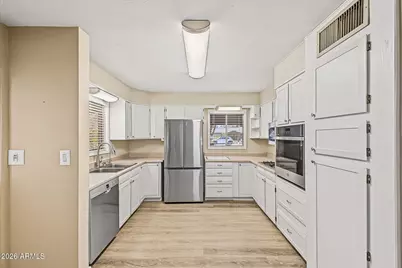 216 E 15th Street, Tempe, AZ 85281 - Photo 8