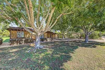 216 E 15th Street, Tempe, AZ 85281 - Photo 2