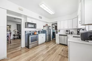 8202 E Cambridge Ave, Scottsdale, AZ 85257 - Photo 8