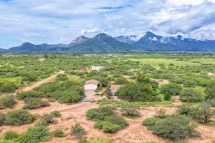 9041 E Moon Shadow Trail E, Hereford, AZ 85615 - Photo 4