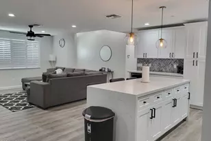 8560 E Camelback Rd, Scottsdale, AZ 85251 - Photo 6