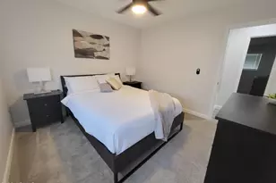 8560 E Camelback Rd, Scottsdale, AZ 85251 - Photo 26