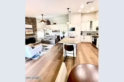 13613 N 19th Place, Phoenix, AZ 85022 - Photo 2