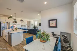 8058 W Griswold Rd, Peoria, AZ 85345 - Photo 18