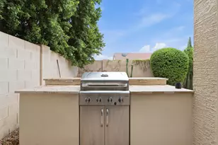 7595 W Tierra Buena Ln, Peoria, AZ 85382 - Photo 20