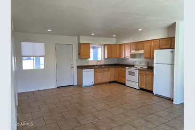 1009 W Michelle Drive, Phoenix, AZ 85023 - Photo 6