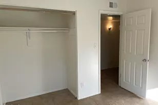 1009 W Michelle Dr, Phoenix, AZ 85023 - Photo 14