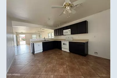 568 W Viola Street, Casa Grande, AZ 85122 - Photo 8