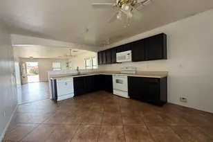 568 W Viola St, Casa Grande, AZ 85122 - Photo 8