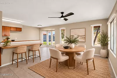 6538 W Sunnyside Drive, Glendale, AZ 85304 - Photo 6