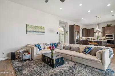 18422 N 65th Place, Phoenix, AZ 85054 - Photo 8