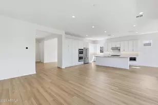 10734 N Mckinney St, Surprise, AZ 85388 - Photo 8