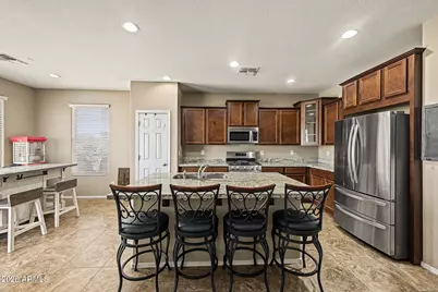 2294 S 170th Drive, Goodyear, AZ 85338 - Photo 10
