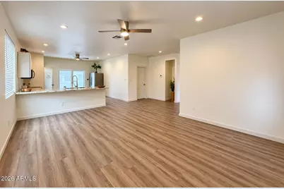 9402 W Santa Cruz Boulevard, Arizona City, AZ 85123 - Photo 6