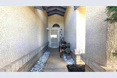 3426 Black Hawk Drive, Sierra Vista, AZ 85650 - Photo 2