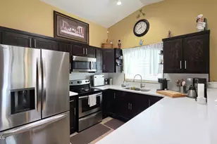 3426 Black Hawk Dr, Sierra Vista, AZ 85650 - Photo 6