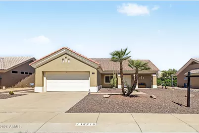 15712 W Sentinel Drive, Sun City West, AZ 85375 - Photo 2