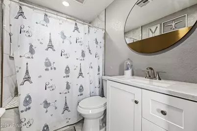 6702 N 60th Avenue, Glendale, AZ 85301 - Photo 12