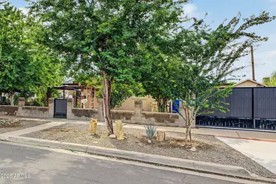 6702 N 60th Avenue, Glendale, AZ 85301 - Photo 28