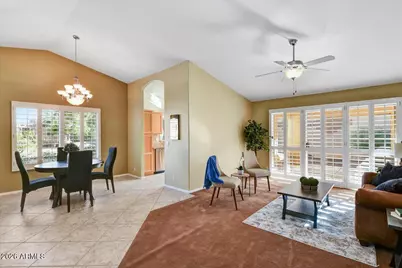 19453 N 83rd Drive, Peoria, AZ 85382 - Photo 2