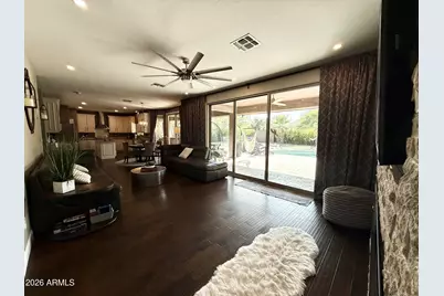 2878 S Cottonwood Drive, Gilbert, AZ 85295 - Photo 16