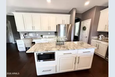 2878 S Cottonwood Drive, Gilbert, AZ 85295 - Photo 8