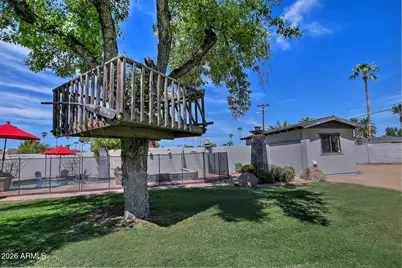8432 E Turney Avenue, Scottsdale, AZ 85251 - Photo 30