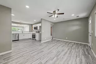 916 W Pierson St, Phoenix, AZ 85013 - Photo 12