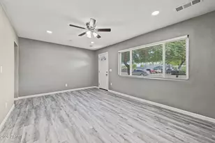 916 W Pierson St, Phoenix, AZ 85013 - Photo 10
