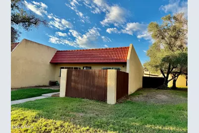 3425 W Golden Lane, Phoenix, AZ 85051 - Photo 2
