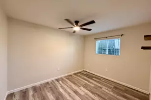 3425 W Golden Ln, Phoenix, AZ 85051 - Photo 20