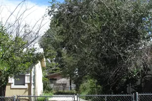 203 N 5th St, Sierra Vista, AZ 85635 - Photo 2