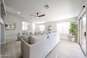 2252 E Mariposa Grande, Phoenix, AZ 85024 - Photo 16