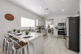 2252 E Mariposa Grande, Phoenix, AZ 85024 - Photo 6