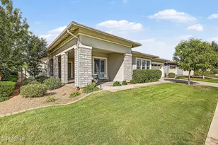3658 E Spring Wheat Ln, Gilbert, AZ 85296 - Photo 2