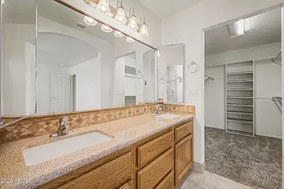11247 E Medina Avenue, Mesa, AZ 85209 - Photo 16