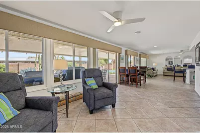 9326 W Glen Oaks Circle N, Sun City, AZ 85351 - Photo 6
