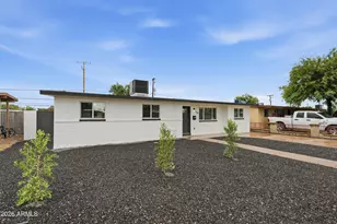 140 W Saragosa St, Chandler, AZ 85225 - Photo 1
