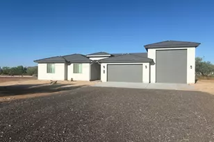 812 E Irvine Rd, Phoenix, AZ 85086 - Photo 1