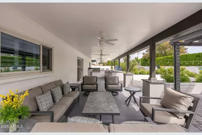 8614 E Clarendon Avenue, Scottsdale, AZ 85251 - Photo 20