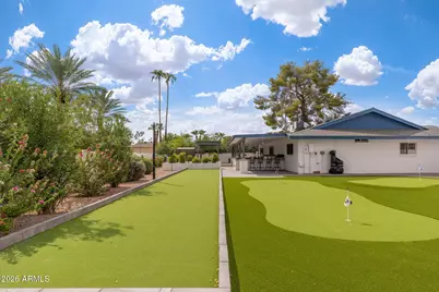 8614 E Clarendon Avenue, Scottsdale, AZ 85251 - Photo 2