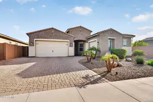 2451 E Bellerive Dr, Gilbert, AZ 85298 - Photo 2
