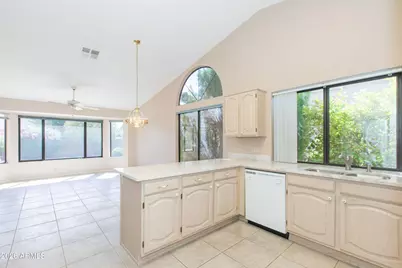 9845 W Escuda Drive, Peoria, AZ 85382 - Photo 6